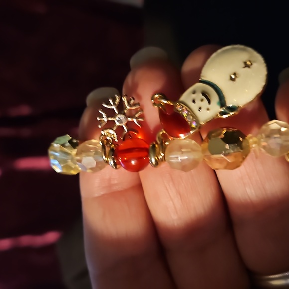 Christmas 🎄 charm bracelet - Picture 4 of 5